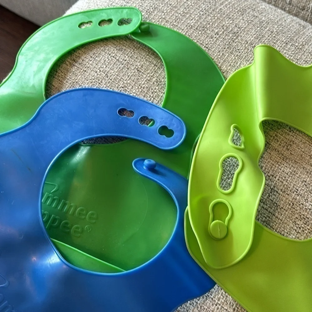 Summer Infant and Tommee Tippee rubber reusable bibs set of 3